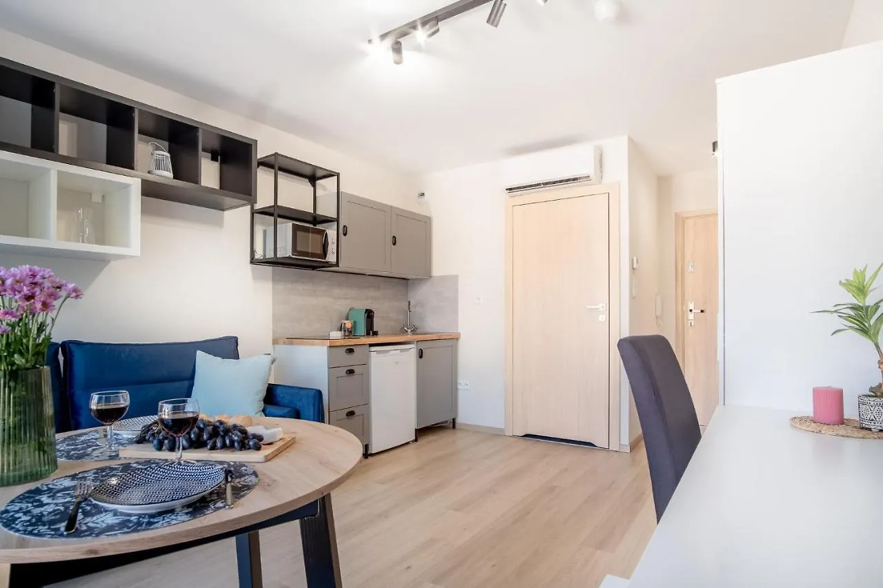קרקוב Iron Apartments