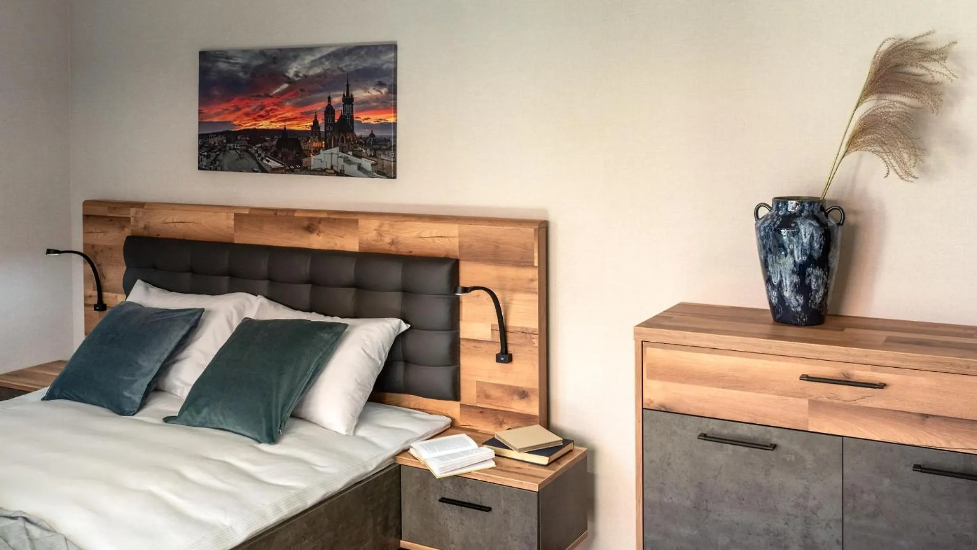קרקוב Iron Apartments פולין