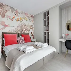 Lion - Monte Carlo Collection With Parking Apartment Zoppot