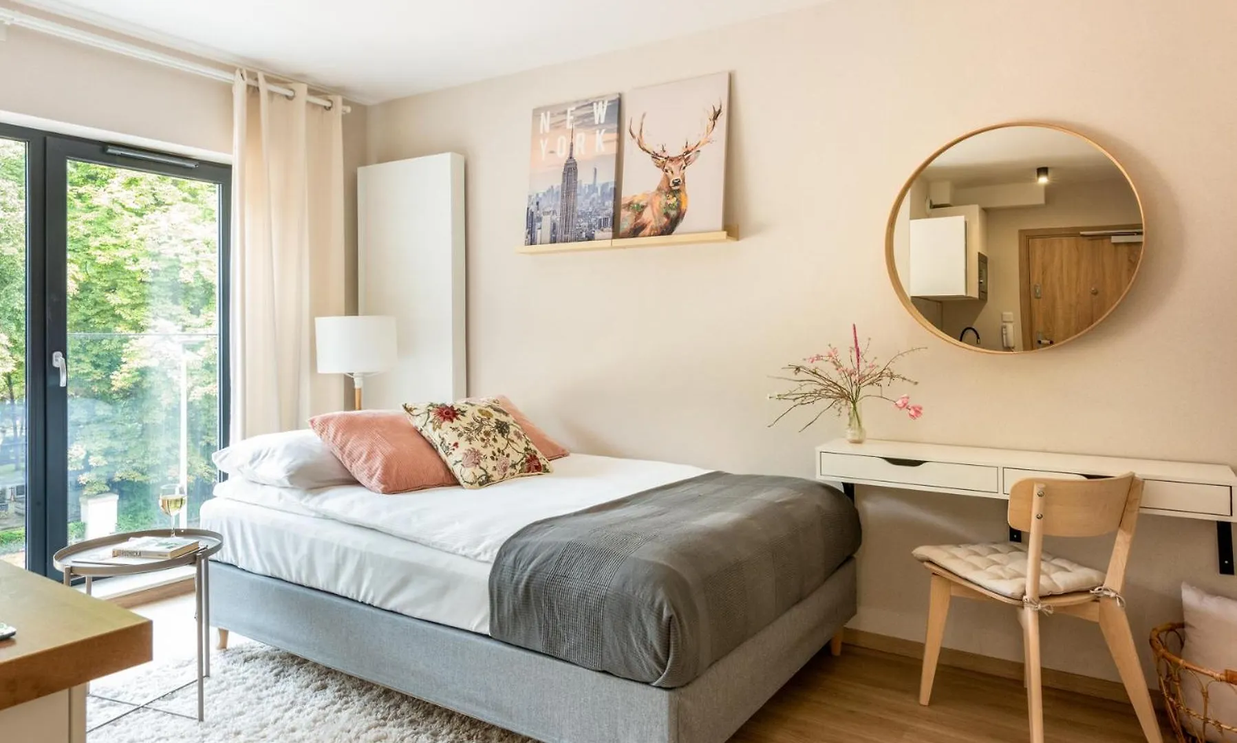 Iron Apartments Cracovie Pologne