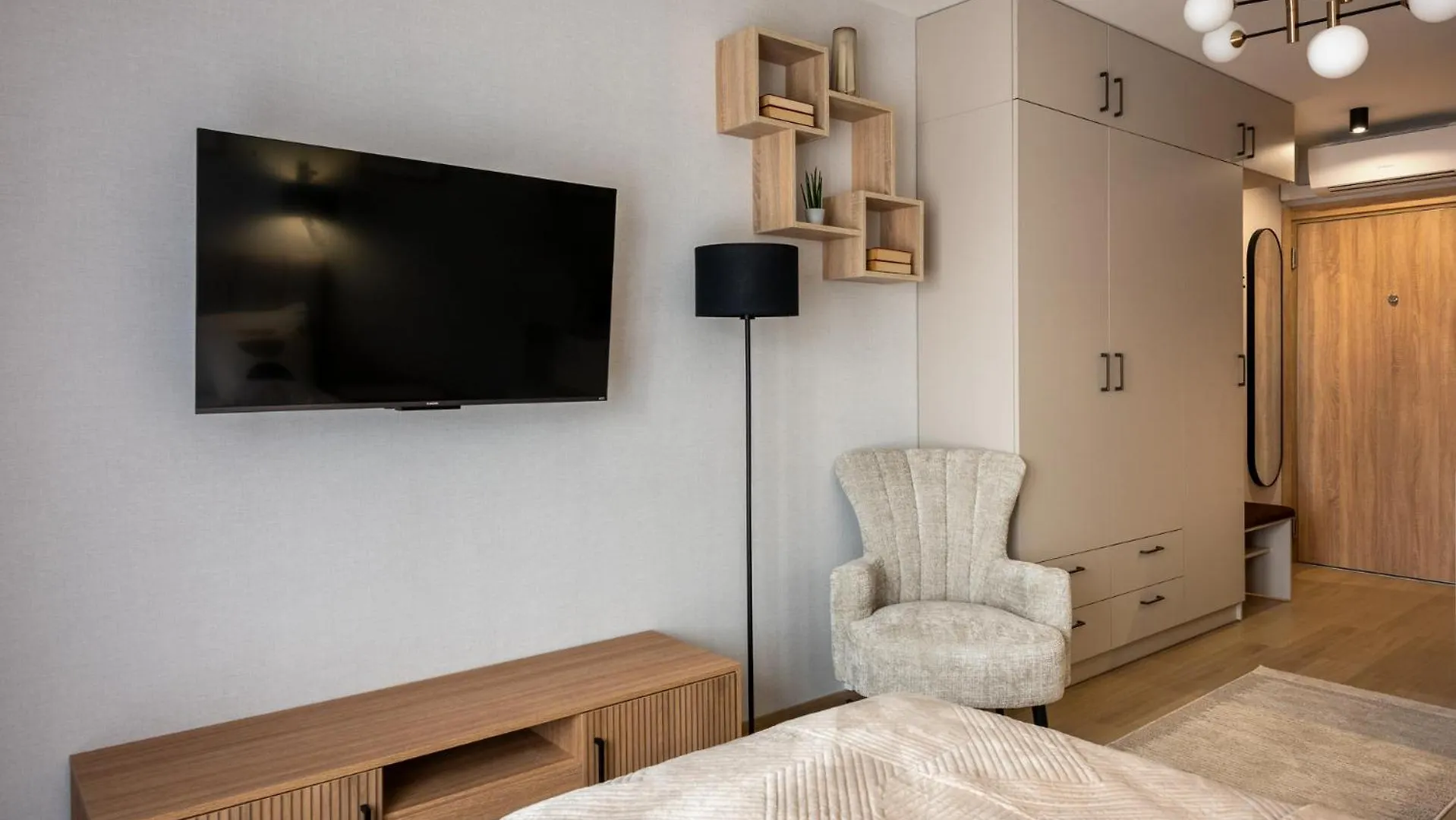 Iron Apartments Cracovie 0*,  Pologne
