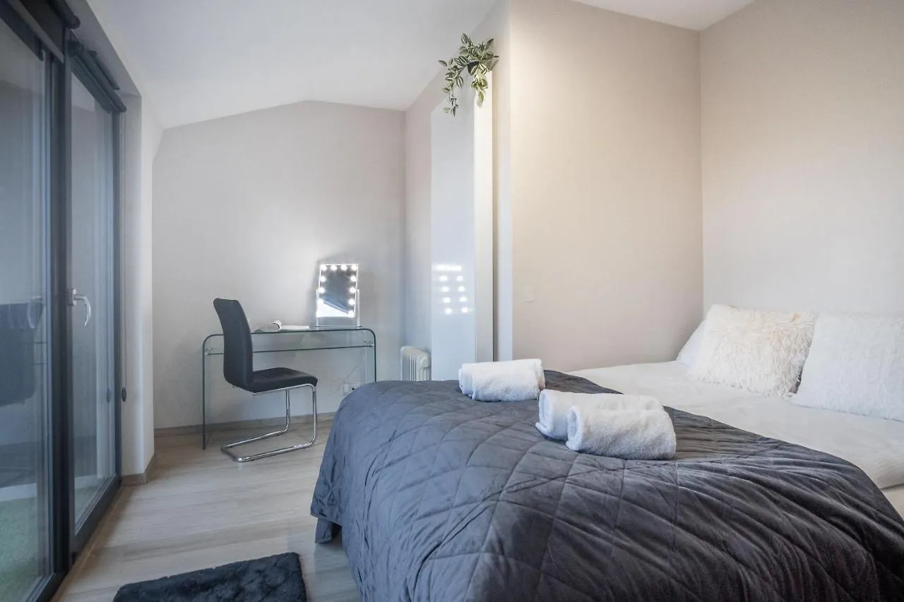 Iron Apartments 克拉科夫