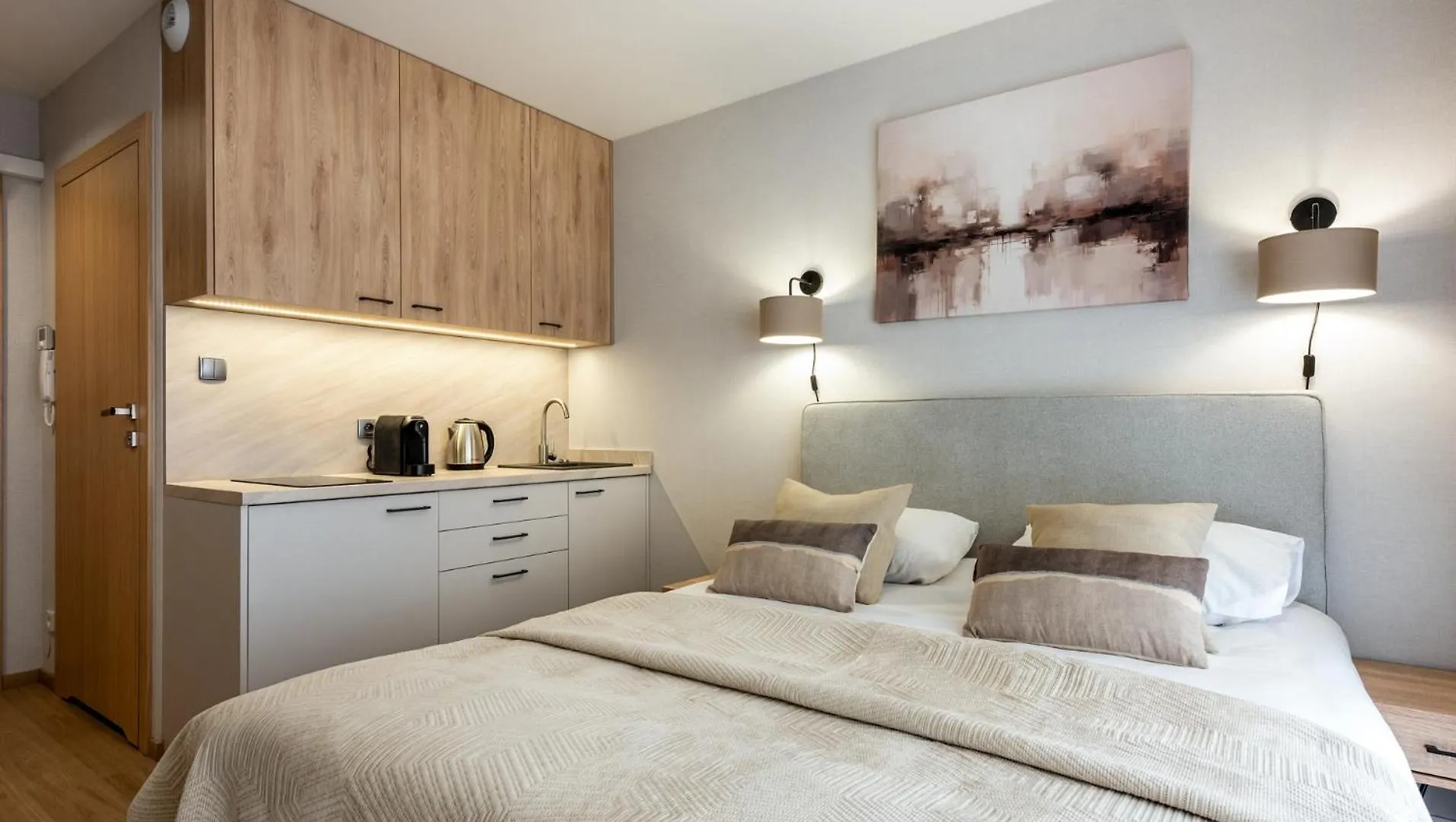 Iron Apartments 克拉科夫